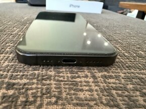 Predám Apple iPhone 15 Pro 128GB Black Titanium - 4