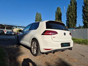 Predám  Volkswagen Golf 2.0 TSI BMT GTI DSG - 4