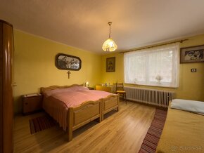 Predaj rodinný dom s hospodárskou budovou I 1156 m² - 4