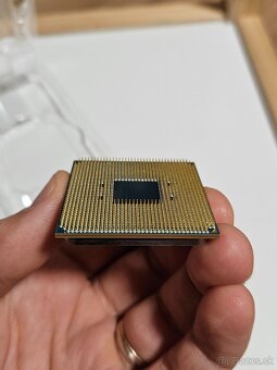 Ryzen 5 5600X - 4