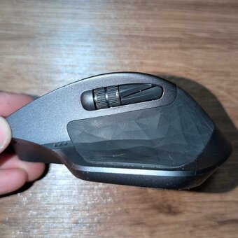 myš Logitech MX Master 2S - 4