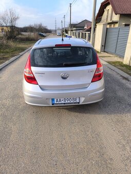 Hyundai i30 2009 1,4 80kw - 4