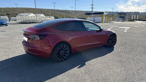 Tesla Model 3 Performance - 4