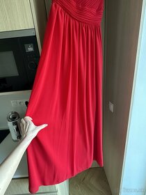 dlhé červené šaty cez jedno plece - 4