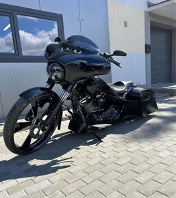 Harley Davidson Street Glide - 4