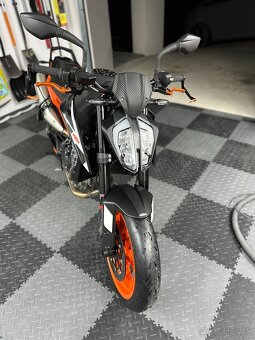 KTM DUKE 890GP - 4