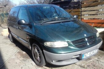 Chrysler  Voyager GS 2,5 - 4