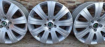 Predám Orginal SKODA FLASH elektrony 5X112 R17 Octavia2 face - 4