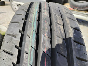 Letné pneu 215/55 R17 ---  LASSA - 4