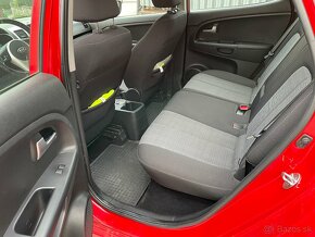 Kia venga 1.4 benzín - 4