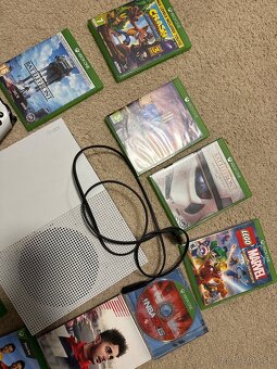 Xbox One S 1TB + 2x ovládač + 10x hry - 4