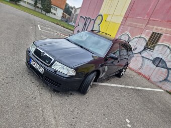 Skoda Octavia 1.8T RS - 4