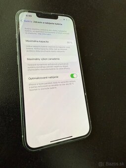 iPhone 13 green 128gb,  Nosený len v kryte so sklom  - 4