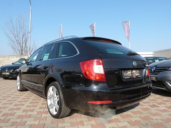 Škoda Superb Combi 1.8 TSI Elegance DSG - 4