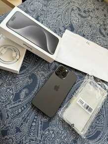 Apple iPhone 15 Pro Max 256Gb - 4