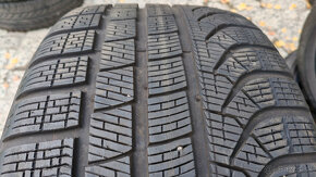 Zimné pneu 275/35 R19 --- PIRELLI - 4