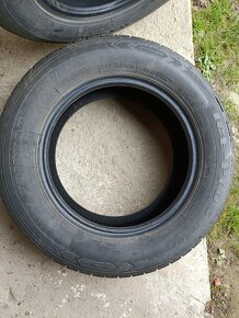 Predám zimné pneu 215/65R16 - 4