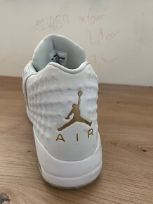 Jordan - 4