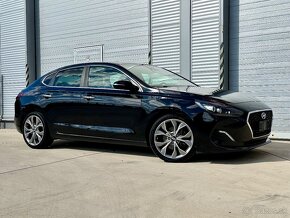 Hyundai i30 Fastback 1.4 T-GDi Style 103 kW DCT 2018 - 4