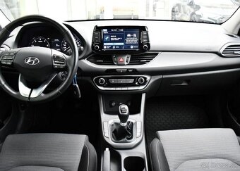 Hyundai i30 1.6CRDi COMFORT CARPLAY 1M ČR 85 kw - 4