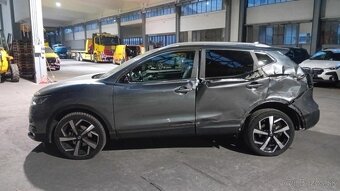 Niisan Qashqai - 4