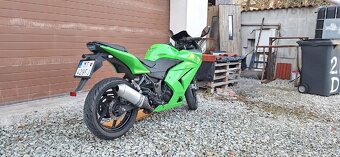 Kawasaki Ninja 250 - 4