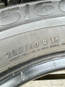 Semperit 205/60 R16 4x=100€ - 4