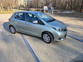 Toyota Yaris 1,0 - 4