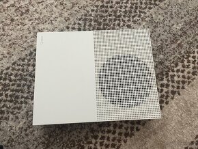 Xbox one s - 4