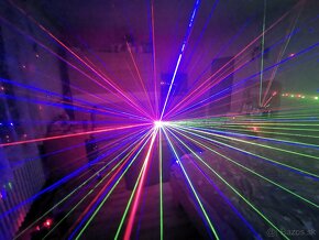 Laser 6 lúčový RGB na diaľkové ovládanie, dmx - 4