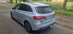 Mercedes B 180 benzin - 4