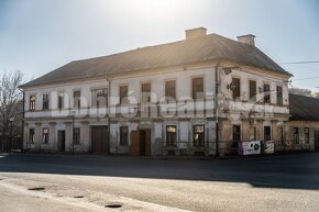 PREDAJ: Historický hostinec pod Muránskym Hradom, 1102 m2, M - 4