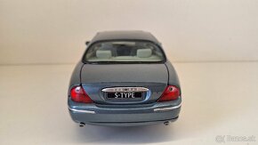 1:18 JAGUAR S-TYPE - 4