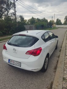 Opel Astra J 2013 1.4 - 4