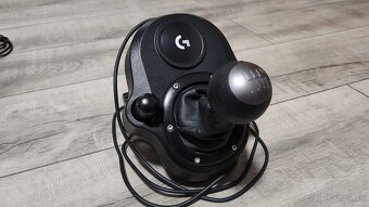 Logitech G29 + Logitech Driving Force Shifter - 4