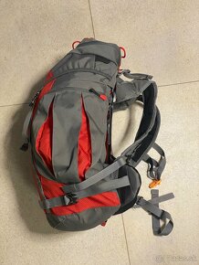 Predám turisticky batoh 35l - 4