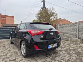 Hyundai i30 1,4i 74kw Hatchback - 4