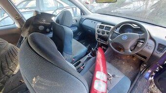 Na diely Honda hr-v 1.6 cervena modra fialova - 4