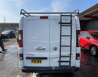 Opel Vivaro 2015 1,6 CDTI R9M 85kw Na náhradní díly - 4