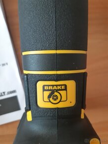 Dewalt uhlova bruska - 4