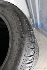 17” ZIMNE----PNEUMATIKY---MICHELIN-- 215/60 r17 -----7-8MM - 4