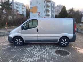 Opel Vivaro Van 2.5 CDTI - 4