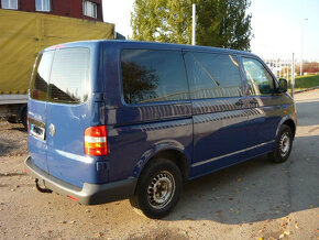 VOLKSWAGEN TRANSPORTER 2.5 TDI 8 MÍST - 4