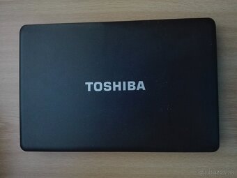 Toshiba Satellite C660-28R - na náhradné diely - 4