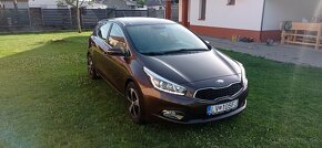 Predám Kia ceed 1.6gdi 99kw benzin, 6s Automat - 4