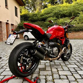 Ducati Monster 1200S - 4