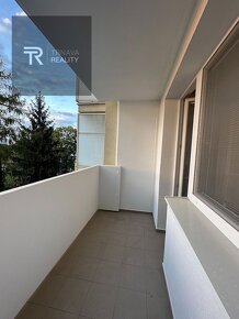 TRNAVA REALITY 1-izbový byt s VEĽKÝM balkónom voľný ihneď k  - 4