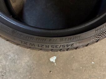 245/35R21zimne - 4