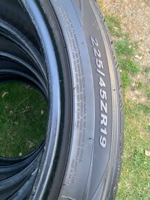 225/45 r19 letné ROADSTONE 96W - 4