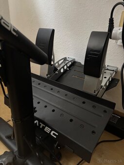 Fanatec Simulator + Playseat - 4